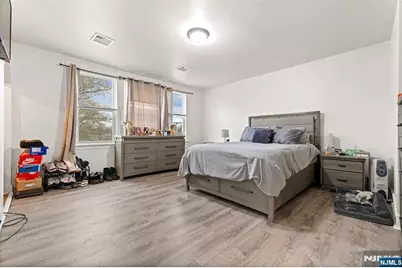 92 S Devine Street, Newark, NJ 07106 - Photo 6