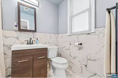 92 S Devine Street, Newark, NJ 07106 - Photo 4