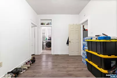 92 S Devine Street, Newark, NJ 07106 - Photo 16