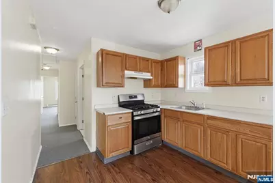172-174 Carroll Street, Paterson, NJ 07501 - Photo 36