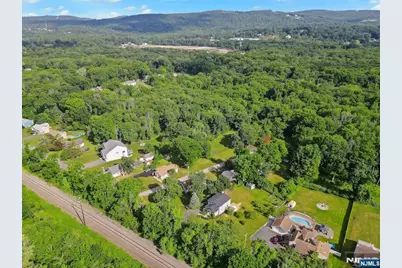 32 Bellows Lane, Montville Township, NJ 07082 - Photo 42