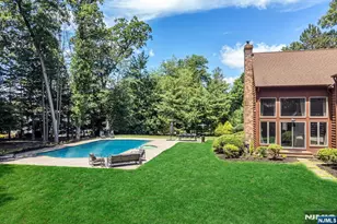 739 Shoshone Trail, Franklin Lakes, NJ 07417 - Photo 4