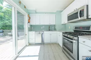 443 Mt Prospect Ave, Clifton, NJ 07012 - Photo 8