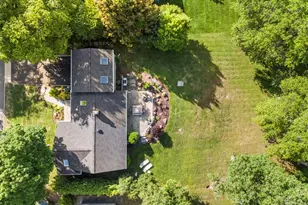 116 Saddlewood Dr, Hillsdale, NJ 07642 - Photo 2