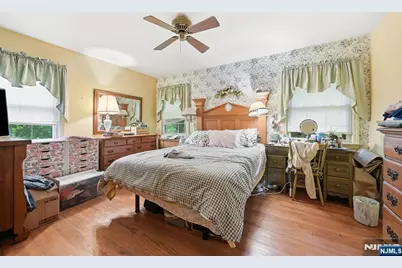 51 Crystal Avenue, West Orange Township, NJ 07052 - Photo 20