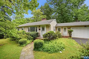 51 Crystal Ave, West Orange Township, NJ 07052 - Photo 2