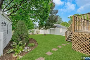 156 Larch Ave, Teaneck Township, NJ 07666 - Photo 34