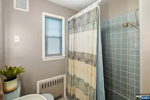 156 Larch Ave, Teaneck Township, NJ 07666 - Photo 26