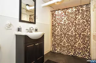 166 Kent St, Hackensack, NJ 07601 - Photo 24