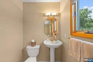 174 Milton Ave, Nutley, NJ 07110 - Photo 24