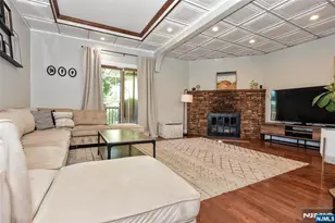 27 Joan St, Wayne, NJ 07470 - Photo 6