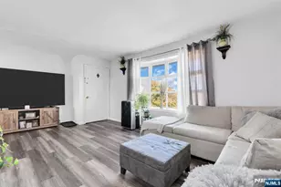 321 Farnham Ave, Lodi, NJ 07644 - Photo 8