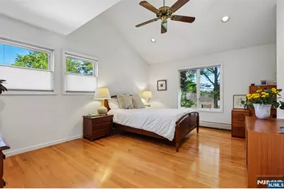 181 Behnke Avenue, Paramus, NJ 07652 - Photo 16
