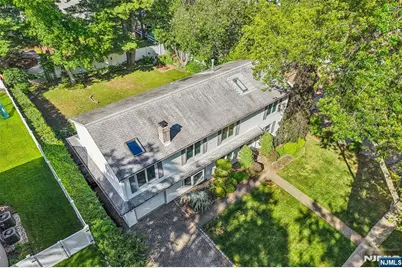 181 Behnke Avenue, Paramus, NJ 07652 - Photo 2