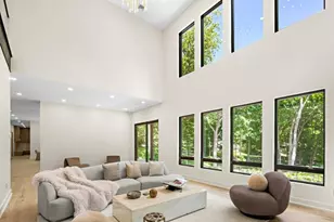 911 Hilltop Terrace, Franklin Lakes, NJ 07417 - Photo 4