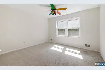 20 Indian Run Road, Washington Township, NJ 07853 - Photo 34