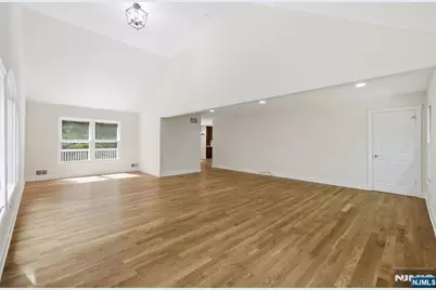 20 Indian Run Road, Washington Township, NJ 07853 - Photo 26