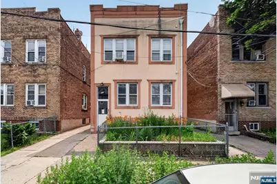 447 Paulison Avenue, Passaic, NJ 07055 - Photo 2
