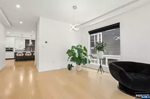 21 Cumbermeade Rd, Fort Lee, NJ 07024 - Photo 12