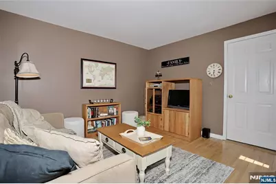 72 Birch Lane, Wayne, NJ 07470 - Photo 6