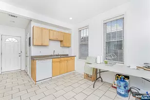344 Joralemon St, Belleville, NJ 07109 - Photo 32