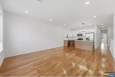 26 Parkhurst Street, Newark, NJ 07114 - Photo 20