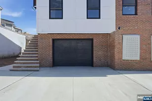 36 Parkhurst St, Newark, NJ 07114 - Photo 2