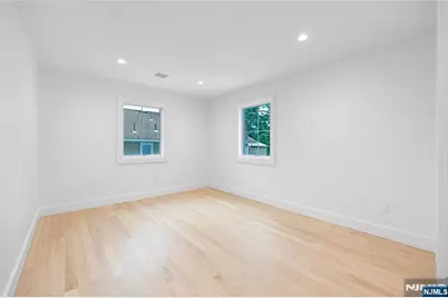 18 Orchard Street, Pompton Lakes, NJ 07442 - Photo 18