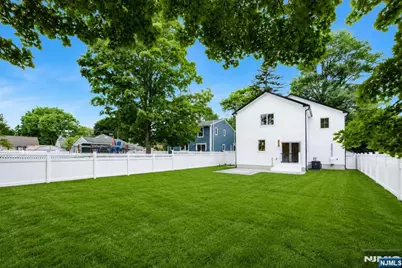 18 Orchard Street, Pompton Lakes, NJ 07442 - Photo 26