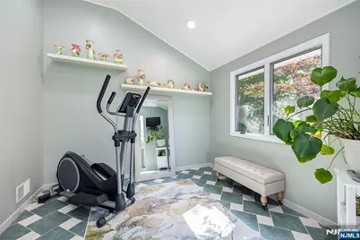 61 Brookview Drive, Woodcliff Lake, NJ 07677 - Photo 32