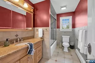 1025 Maple Dr, New Milford, NJ 07646 - Photo 36