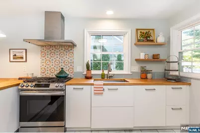 20 College Avenue, Montclair, NJ 07043 - Photo 20