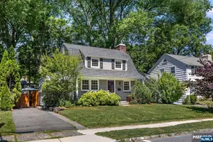 20 College Ave, Montclair, NJ 07043 - Photo 2