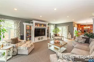 103 Passaic Valley Rd, Montville Township, NJ 07045 - Photo 10