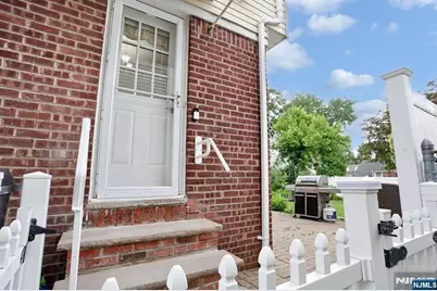 393 New Bridge Road, Bergenfield, NJ 07621 - Photo 28