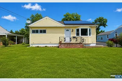 1429 Washington Avenue, Pompton Lakes, NJ 07442 - Photo 1