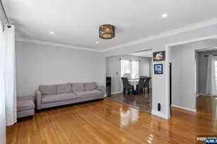 409 Farnham Ave, Lodi, NJ 07644 - Photo 14