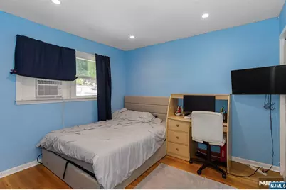 409 Farnham Avenue, Lodi, NJ 07644 - Photo 18