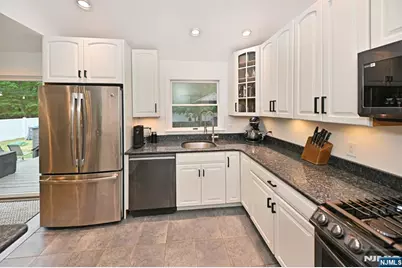 621 Stanley Place, River Vale Township, NJ 07675 - Photo 8