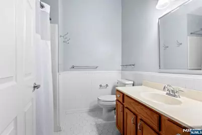 338 Oswego Court, West New York, NJ 07093 - Photo 22