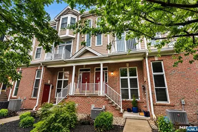338 Oswego Court, West New York, NJ 07093 - Photo 30