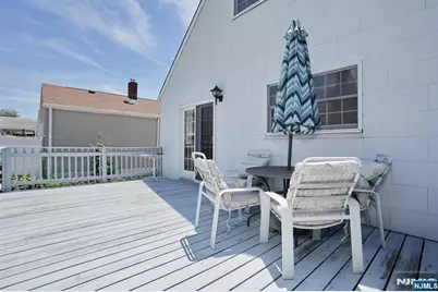 140 Carlyle Court, Carlstadt, NJ 07072 - Photo 28