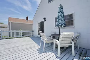 140 Carlyle Ct, Carlstadt, NJ 07072 - Photo 28