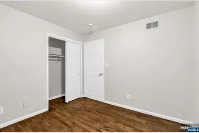 285 6th Street, Newark, NJ 07103 - Photo 8