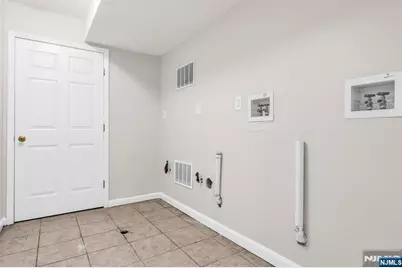 285 6th Street, Newark, NJ 07103 - Photo 26