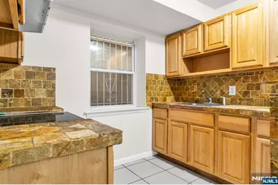 285 6th Street, Newark, NJ 07103 - Photo 36