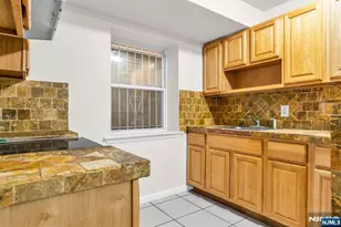 285 6th St, Newark, NJ 07103 - Photo 36