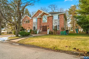 49 Ross Ave, Demarest, NJ 07627 - Photo 4