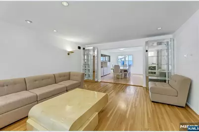 42-09 Cosgrove Court, Fair Lawn, NJ 07410 - Photo 12