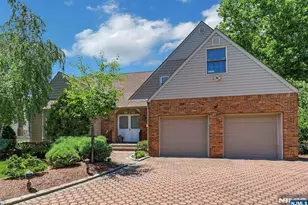 42-09 Cosgrove Ct, Fair Lawn, NJ 07410 - Photo 2